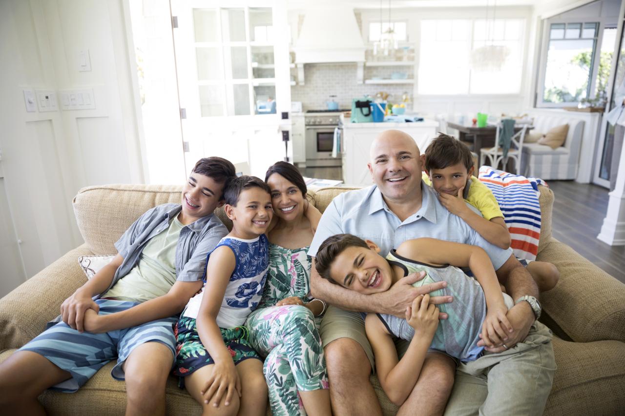 Definition of a Blended Family: Understanding the Dynamic | LoveToKnow