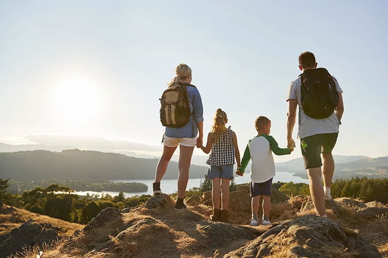 Top 5 Reasons to Choose a Family Adventure Holiday This Year - Elaho  Adventures - Honeymoon Destination Suggestions - Budget Friendly Tips