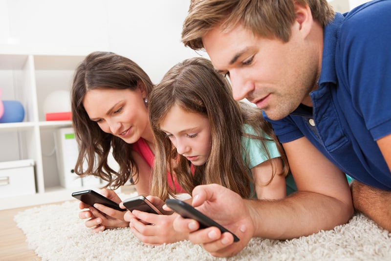 Family Communication in a Digital Age - Charlotte Parent